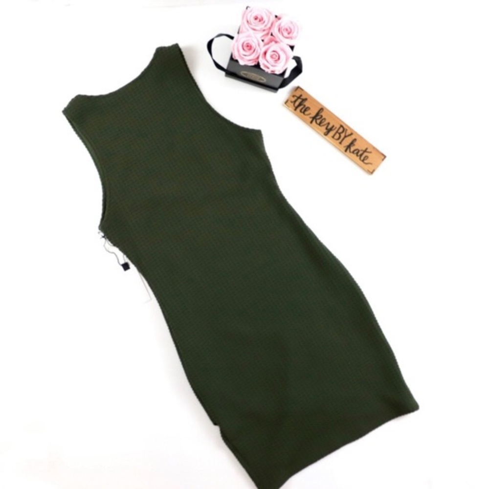 NWT ASTR Green Bodycon Sleeveless Mini Dress - Picture 6 of 6